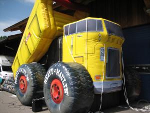 RIESENRUTSCHBAHN "TRUCKER"