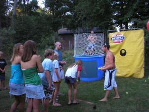 3-DUNK TANK / EASY DUNKER