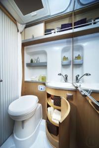 2-Wohnmobil  I 6900 SB