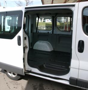 2-Renault Trafic
Lieferwagen