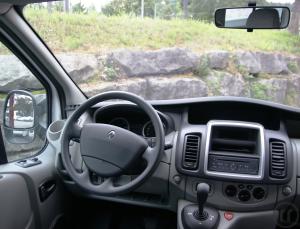 3-Renault Trafic Automat
Personenbus, 9 Plätzer