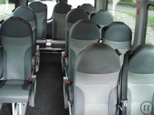 4-Mercedes Sprinter 313
Deluxe Personenbus, 13 Plätzer