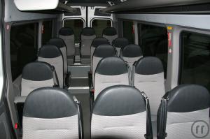 5-Mercedes Sprinter 518
Delux Personenbus, 17 Plätzer