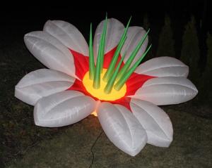 2-Riesenblüte mit Farbwechsel 2,5m (aufblasbar mit LED Beleuchtung)