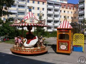 1-Kinderkarussell, Karussell,Nostalgiekarussell,Jahrmarkt