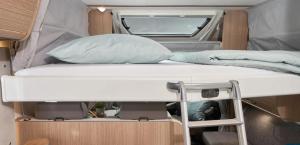 4-Reisemobil  T 448 EB mit Hubbett