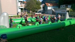 Human Soccer, Menschenfussball, riesen Fussball, meega Fussballkasten