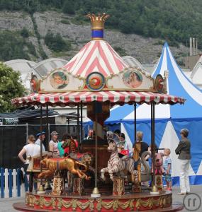 2-Kinderkarussell, Karussell,Nostalgiekarussell,Jahrmarkt