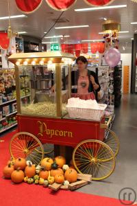 1-Pocornmaschine gross, Popcorn, Popcornmaschine mit Unterwagen