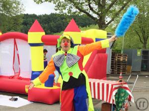 2-Hüpfburg / Gumpischloss mit Rutsche - Kinder Attraktion an jeder Ausstellung oder Fest