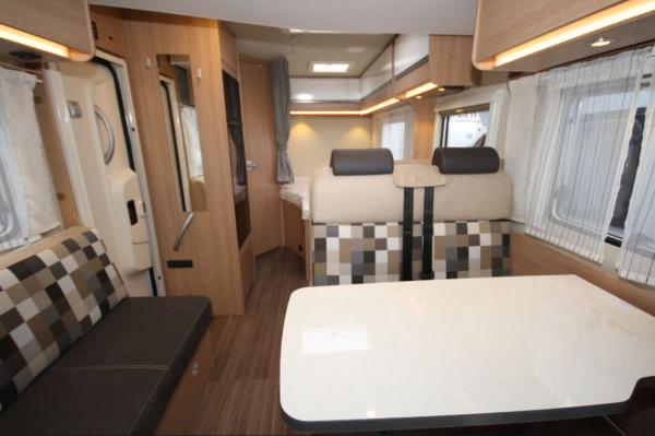 3-Wohnmobil Teilintegriert mit Hubbett Sunlight T64